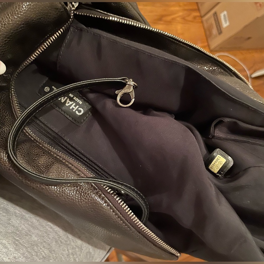 Chanel ❌SOLD❌Caviar Leather 31 Hobo - Picture 7 of 11